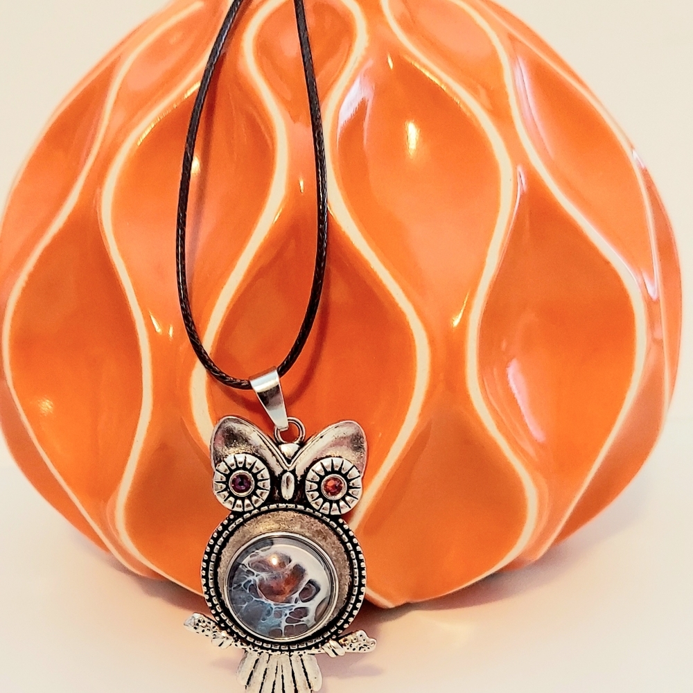 Artisan Black Rope Pour Painted Snap Owl with Swarovski Eyes